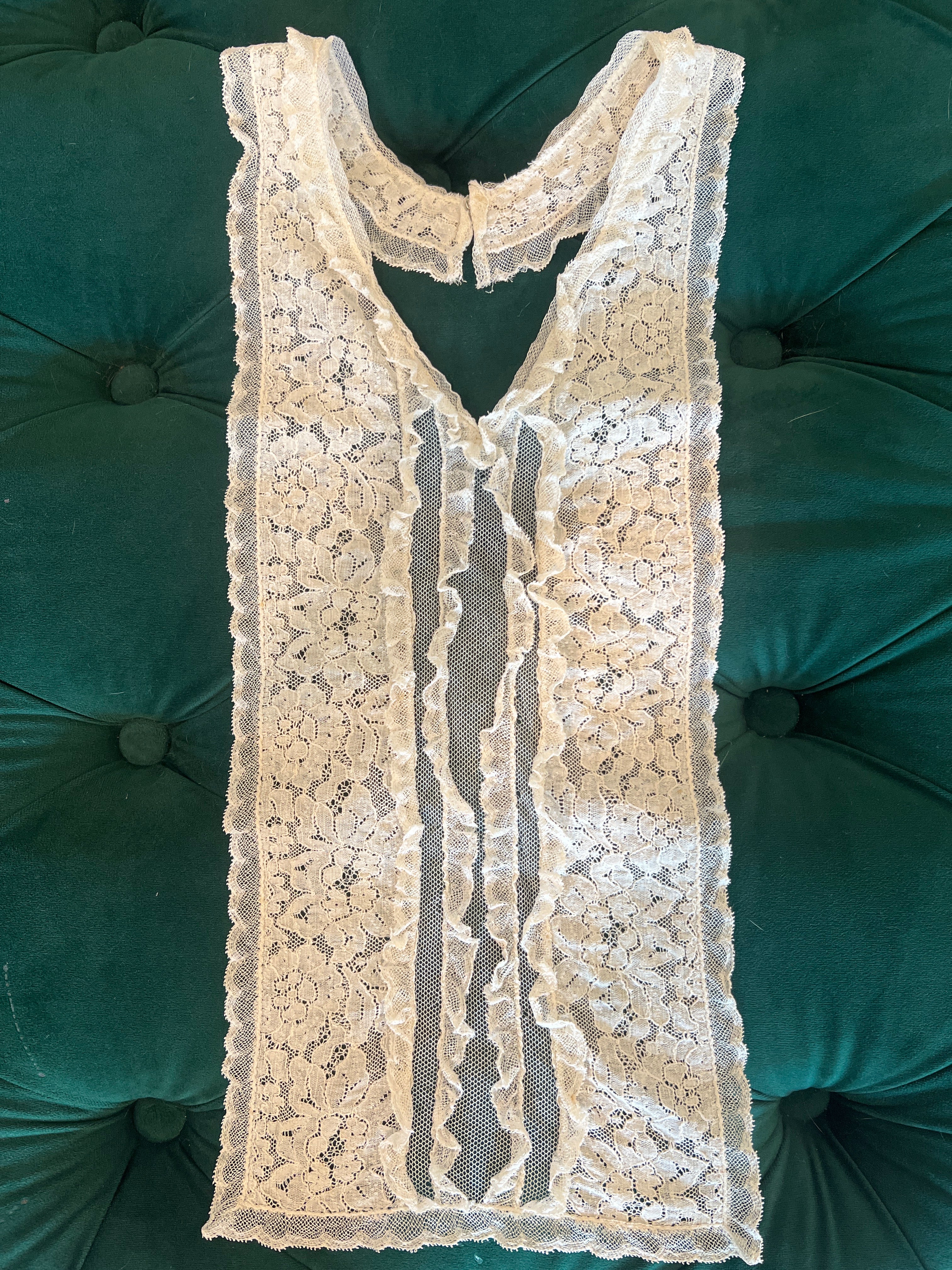 Art Deco Antique Lace Collar & Bib w/ closer snap~Ivory Color 1920’s