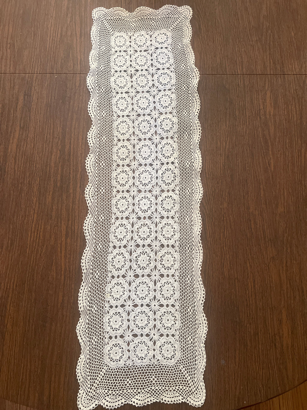 Vintage Cotton Hand Crochet Lace Table Runner Dresser Scarf Tablecloth 12" X 42"